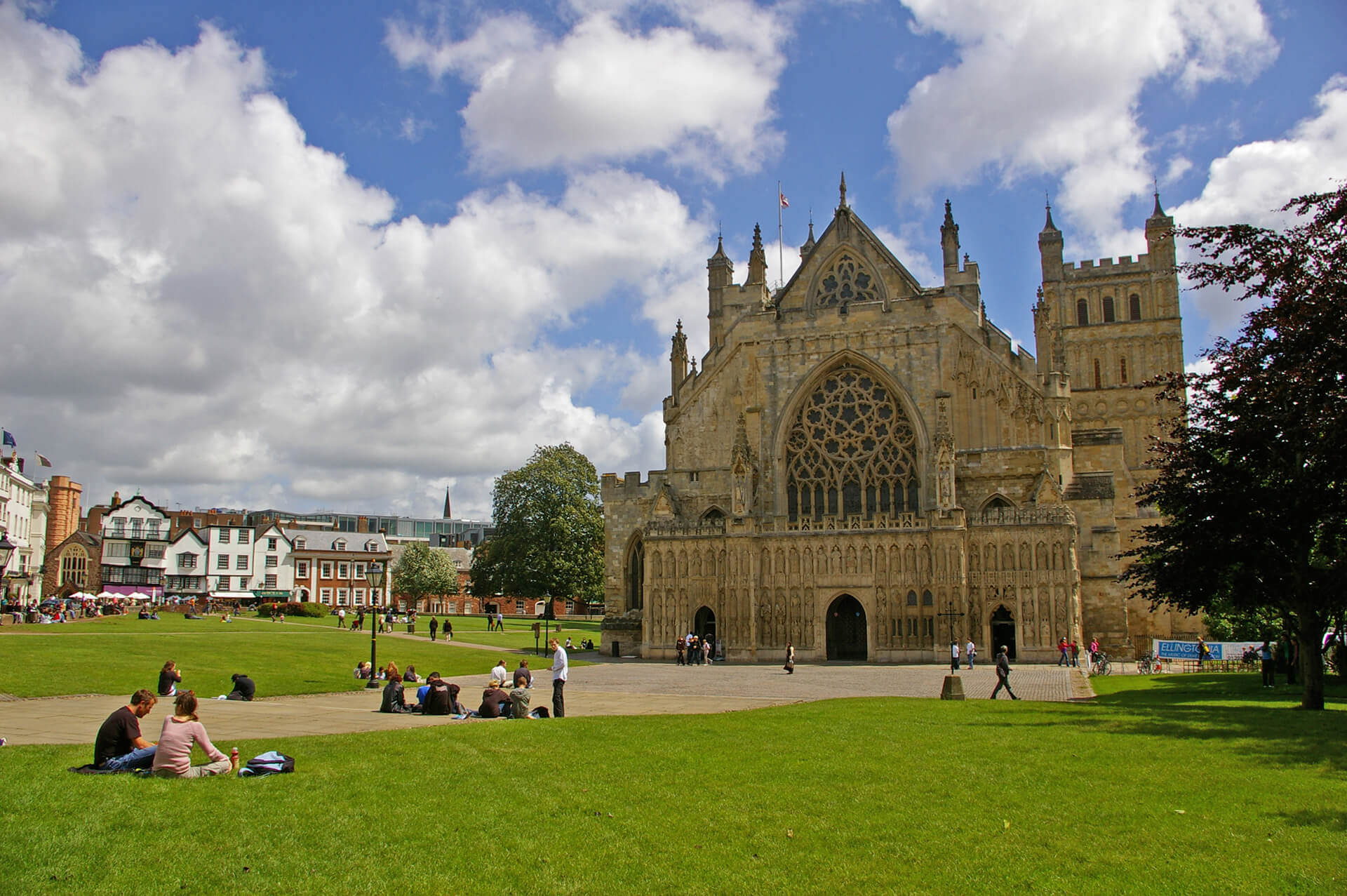 Exeter Cathedral - How to get around
