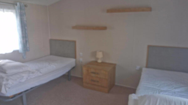 Willerby Richmond Access holiday home twin bedroom