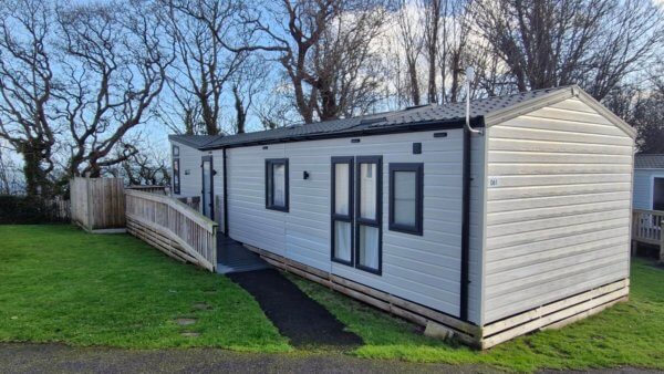 Willerby Vogue holiday home exterior on a sunny day