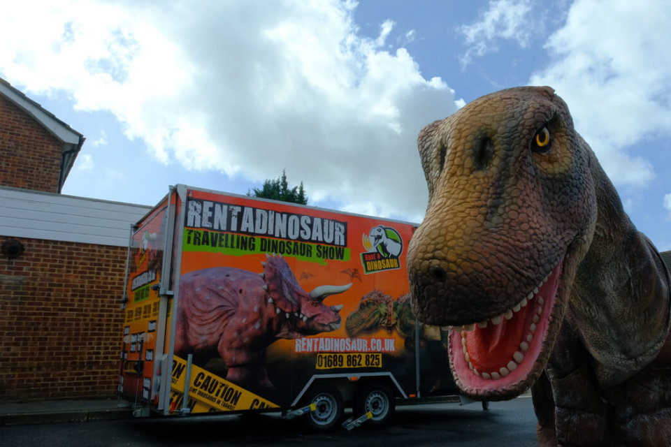 Dinosaur Weekend - RentADino