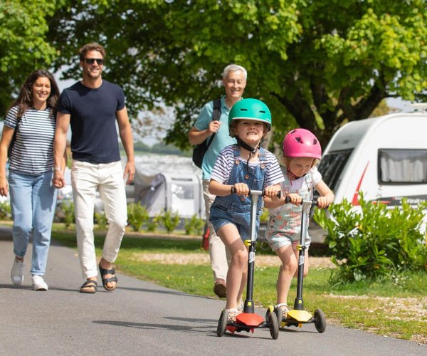 Scooting Family at Lady's Mile