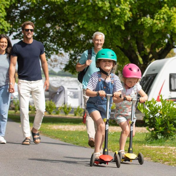 Scooting Family at Lady's Mile